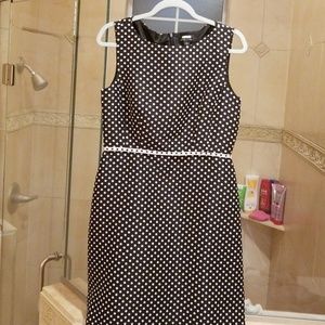 TAHARI Arthur S. Levine cute black and white dress